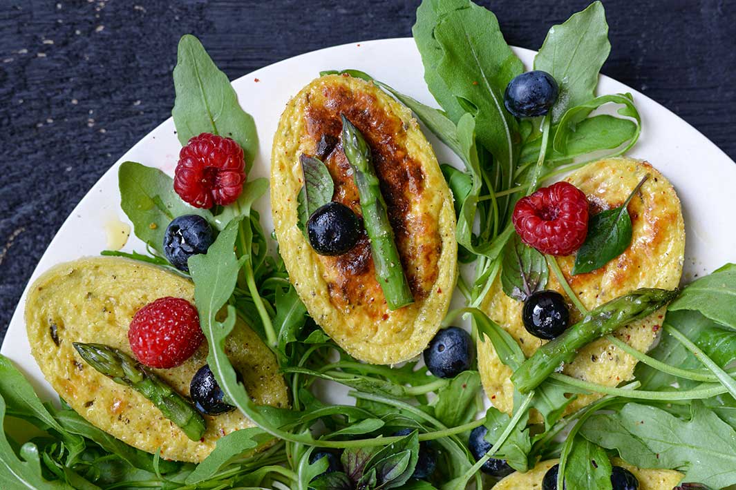 Spargelflan auf Rucola - Sformatino di asparagi su rucola