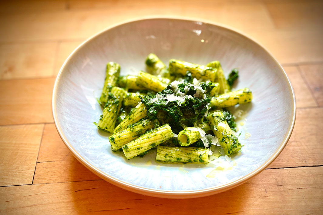 Pesto al Cavolo Nero – Winterliches Pesto mit Schwarzkohl