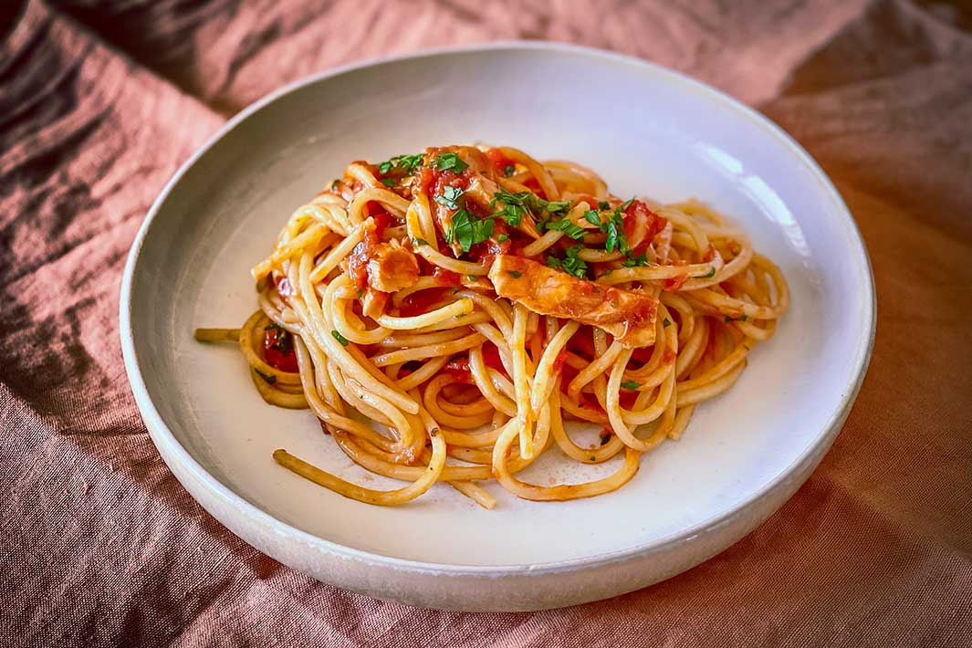 Spaghetti al tonno - Spaghetti mit Thunfisch